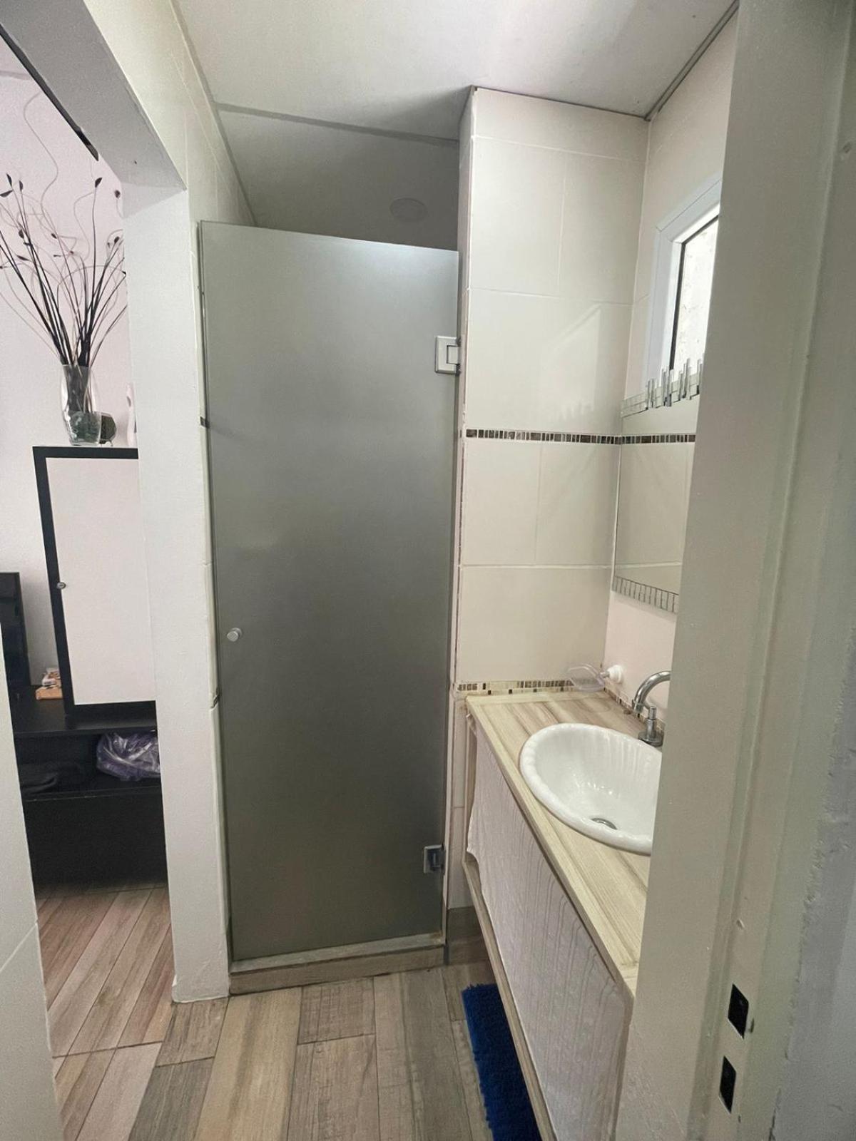 Ezeiza 2 Monoambiente Privado A 15 Minutos Del Aeropuerto Opcional Tranfer Desde Y Hacia El Aeropuerto De Ezeiza Las 24 Horas Pet Friendly エクステリア 写真